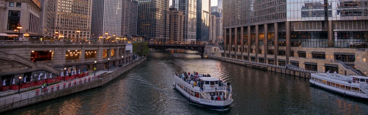 Things to do on Chicago River Walk